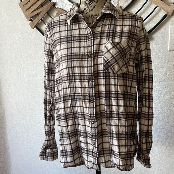 Men and womens matching sleepwear shirts - Picture 7 of 11